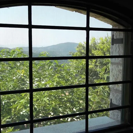 בית כפרי Stone Sívros