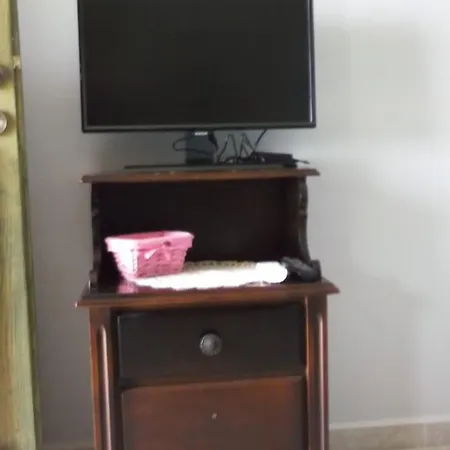 בית כפרי Stone *