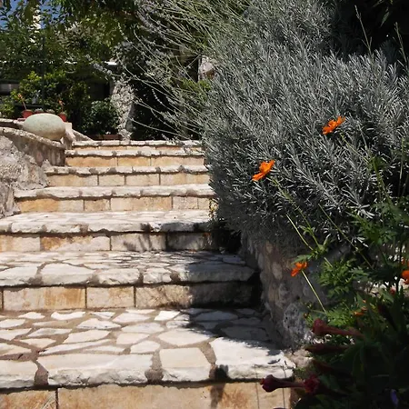 Stone Σύβρος