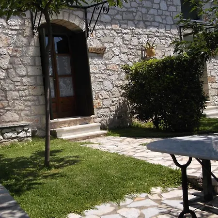 Πανσιόν Stone *