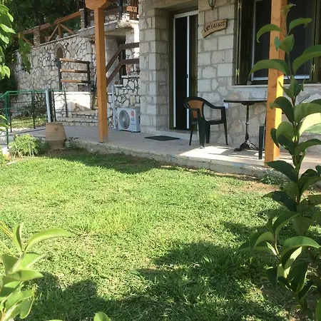 Kır Evi Stone