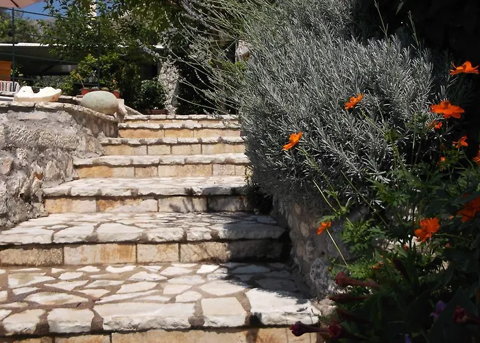 Stone Sívros